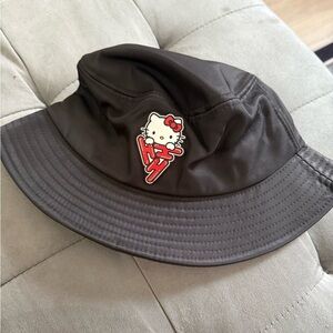 Hypland hello kitty bucket hat